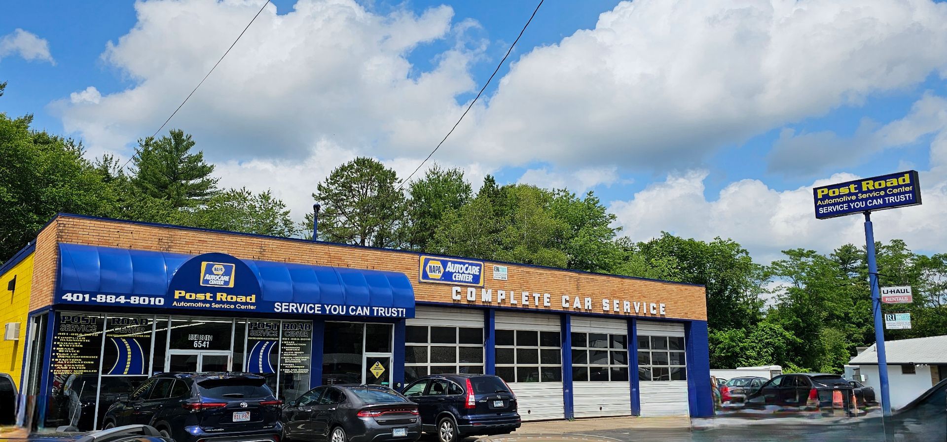 Auto service center
