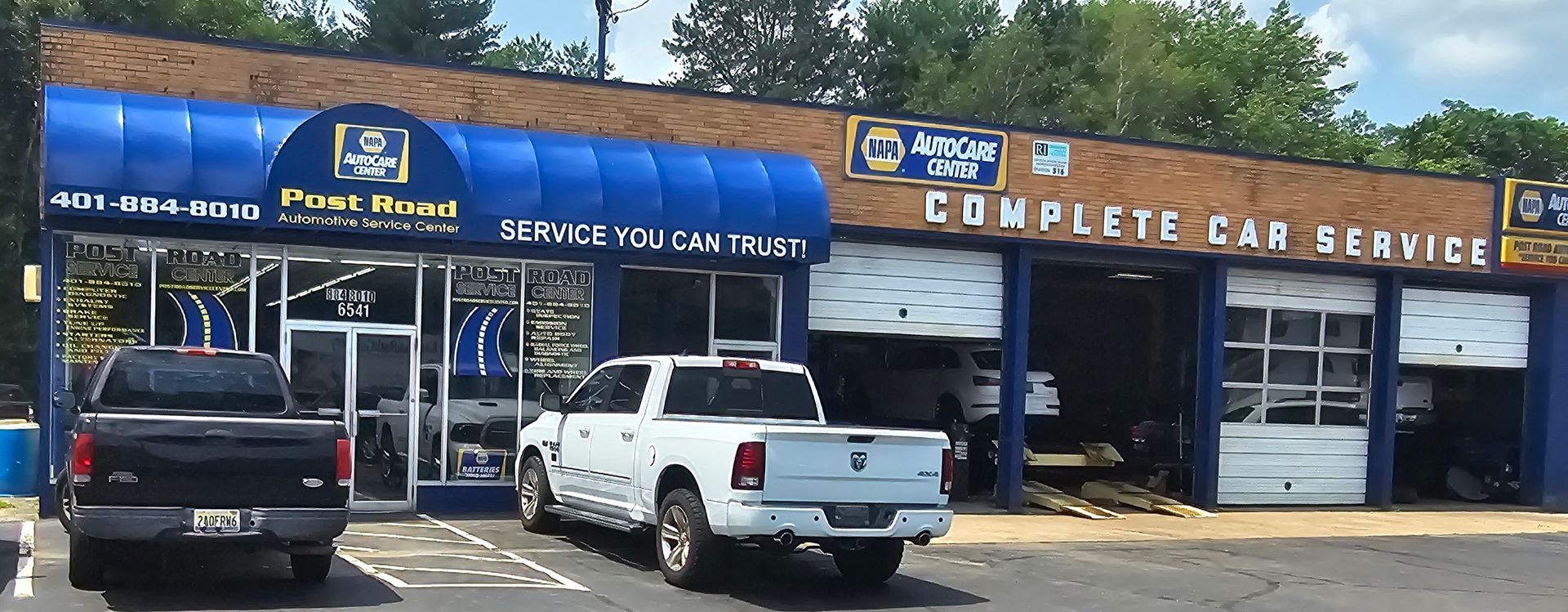 Auto service center