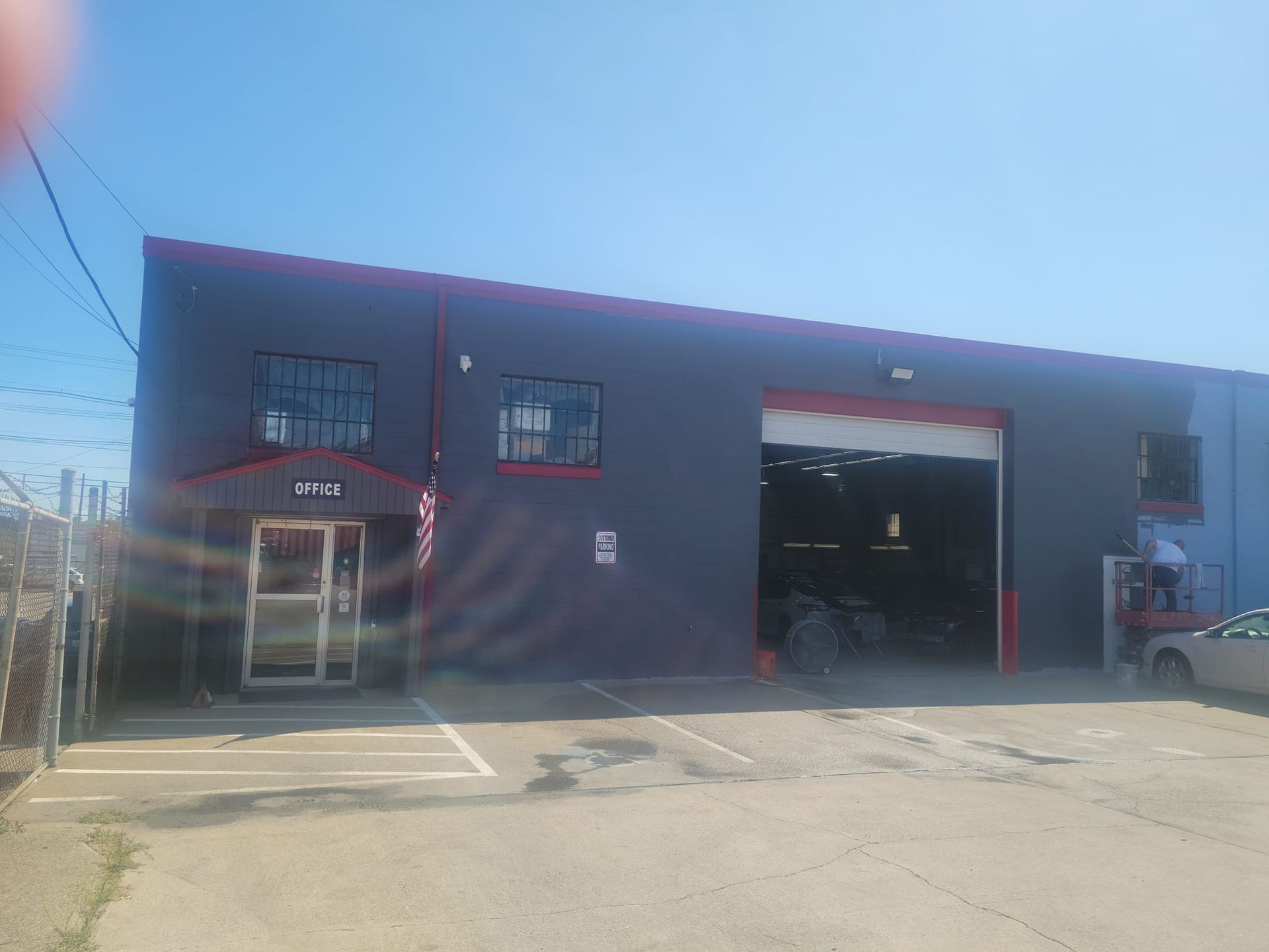 Rays Travelers Auto Body Shop Installation