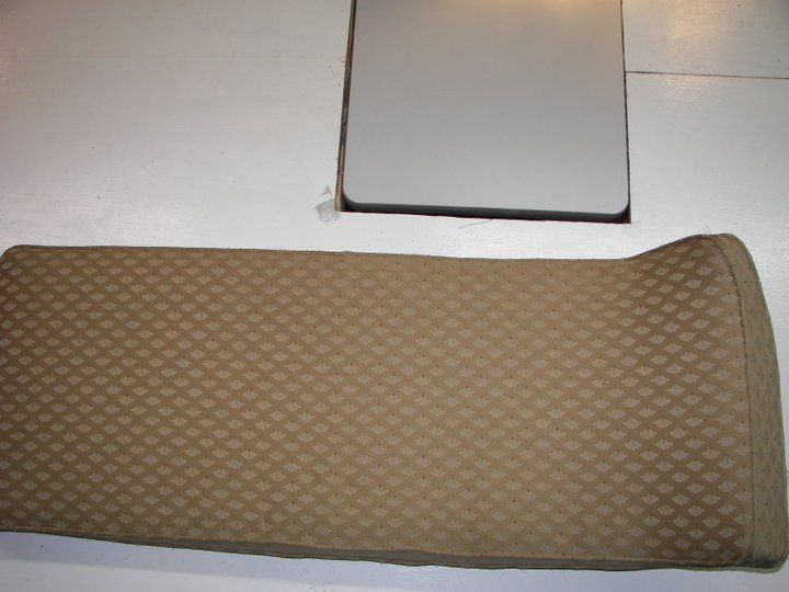 Before sailboat cushion