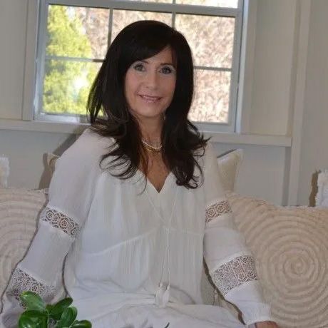 Terri, Nail Technician