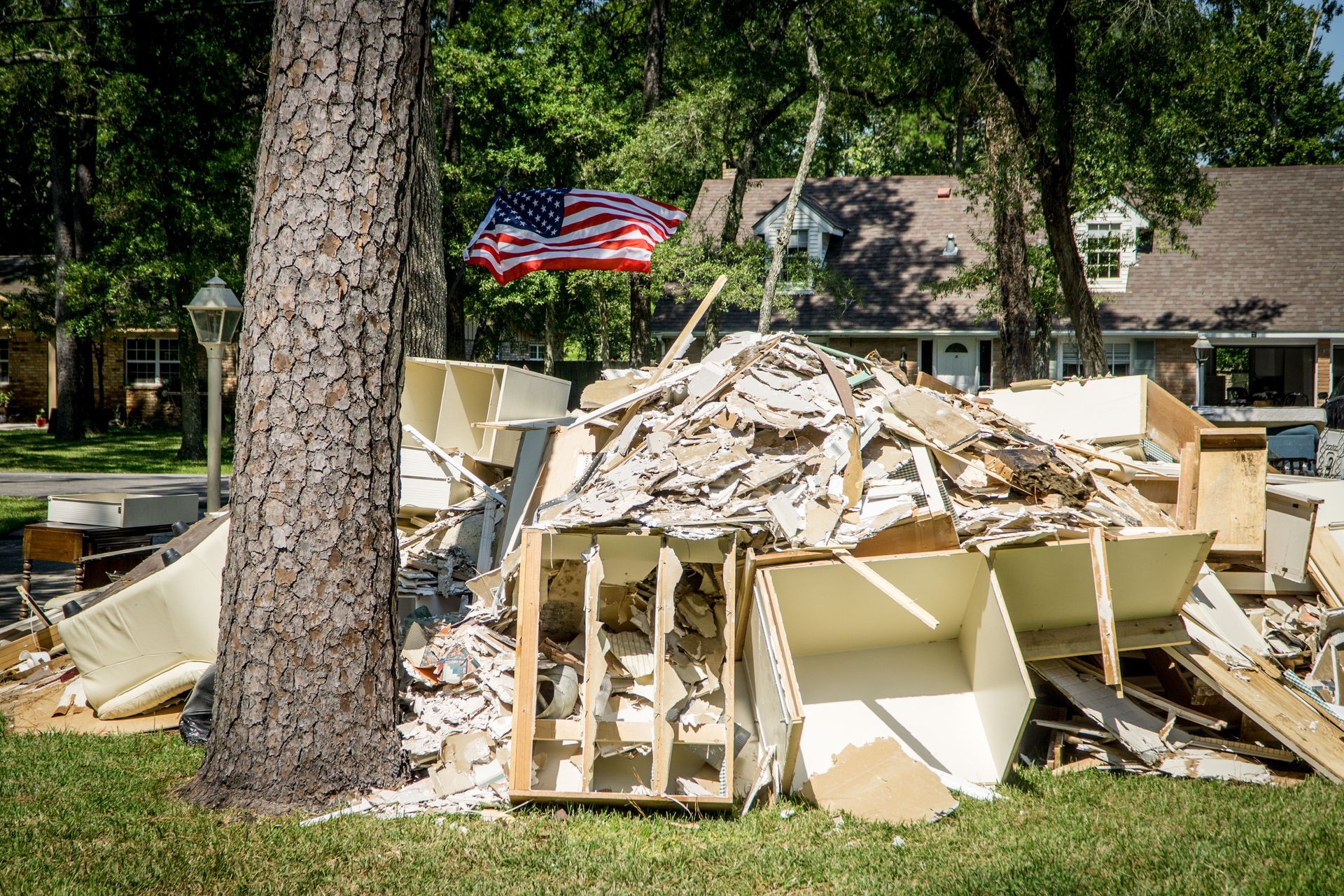 construction waste cleanup