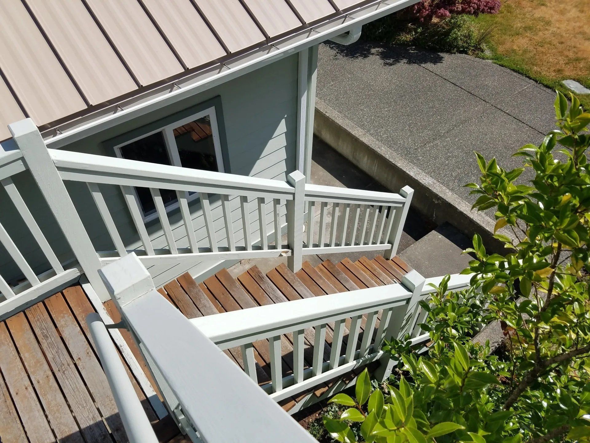 beautiful deck stairs