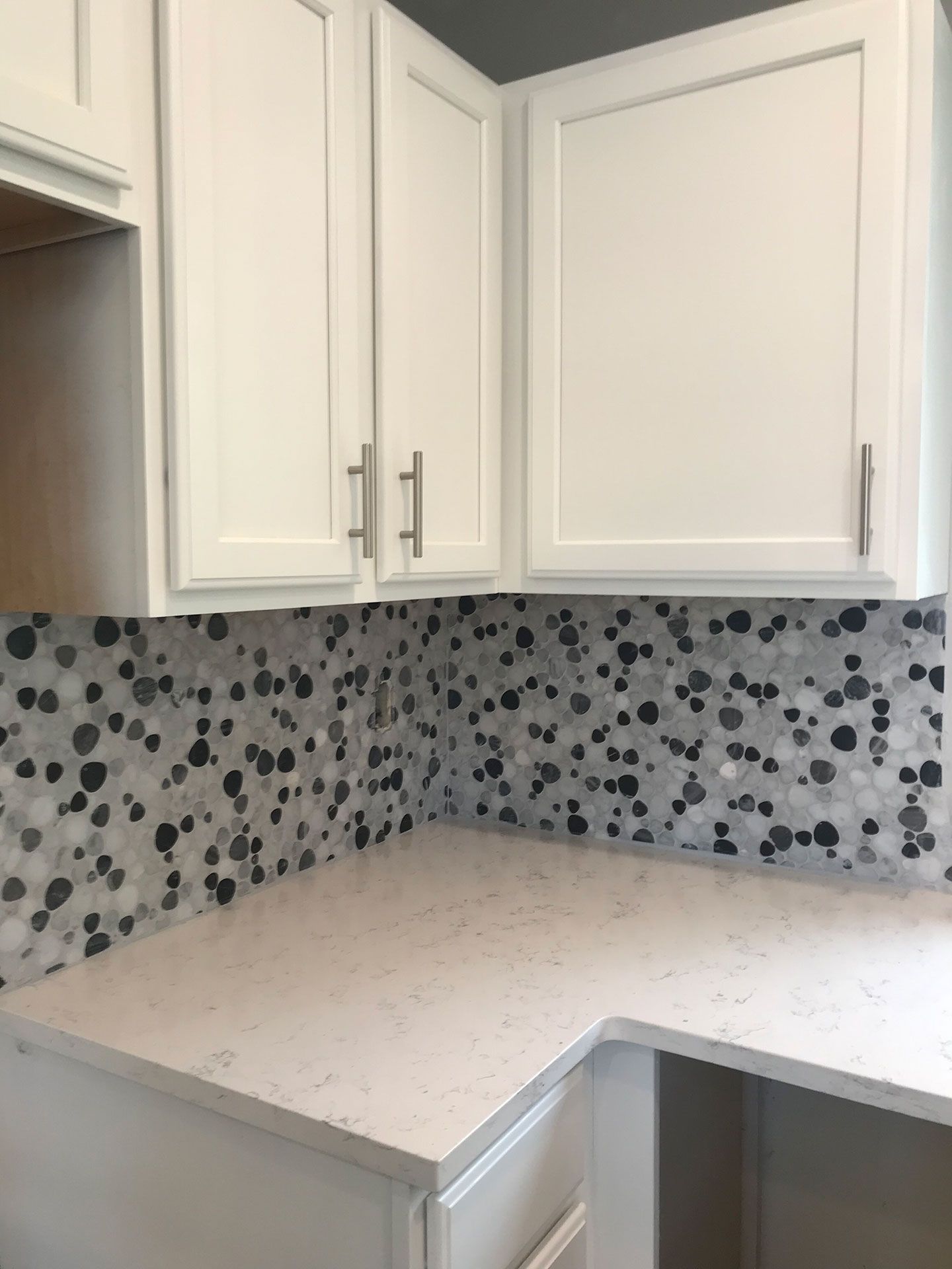 white kitchen cabinets remodel