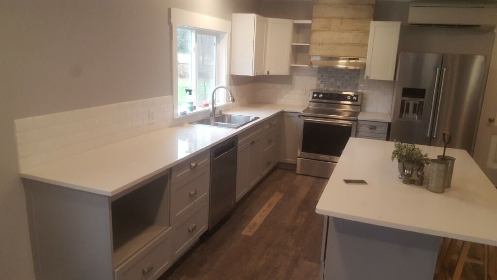 kitchen and counter renovation