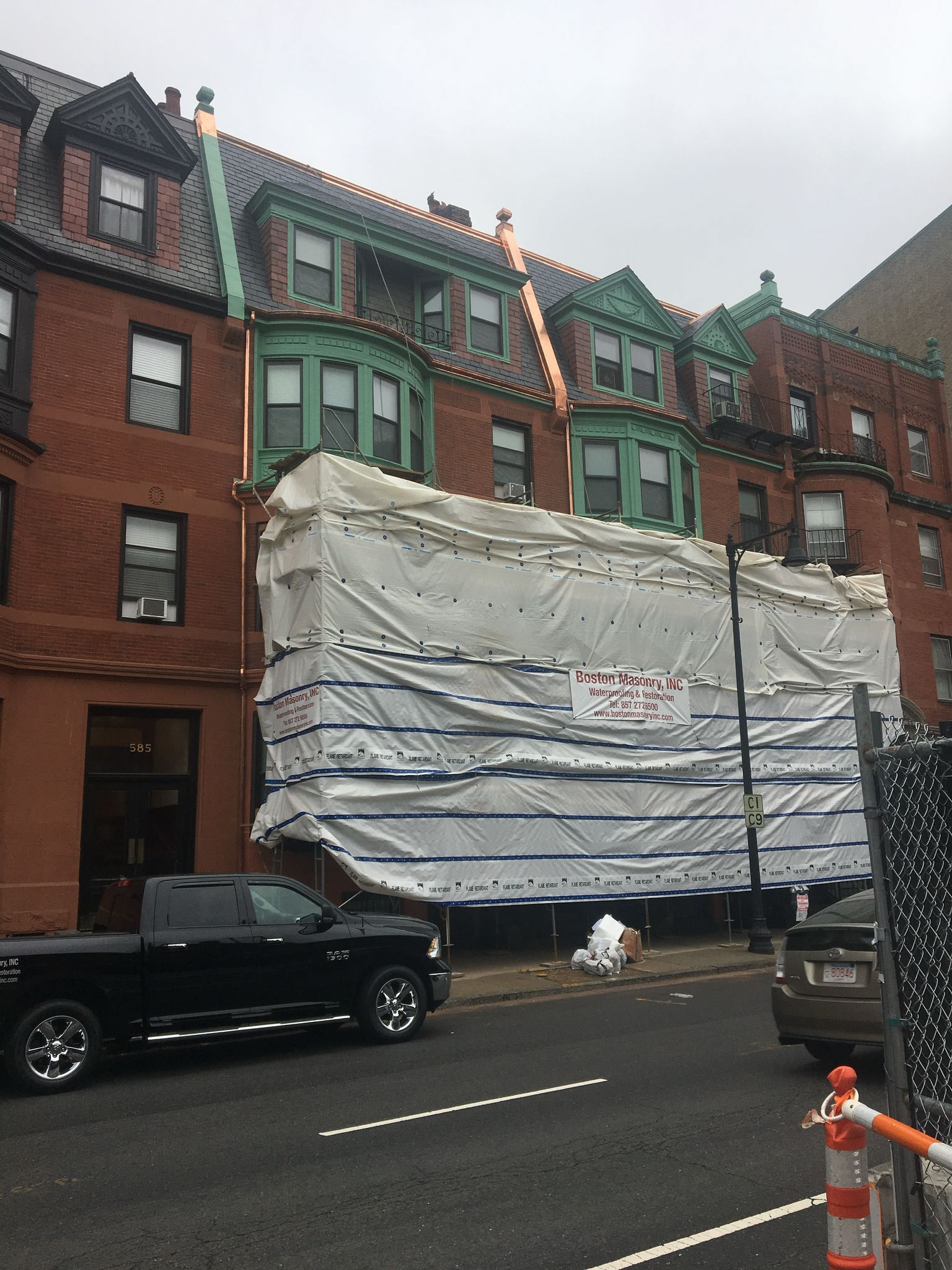 Concrete restoration on a brick building