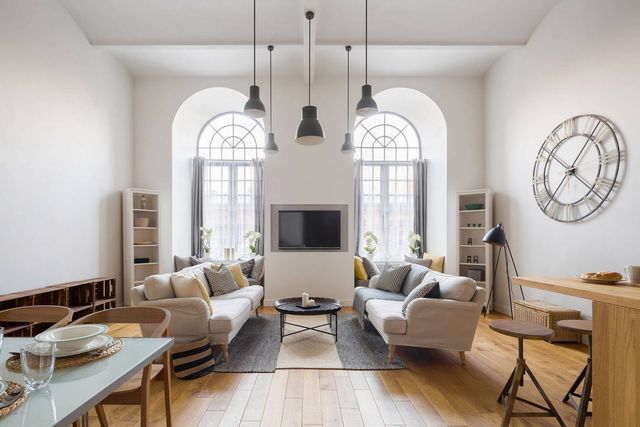 Living Room Windows