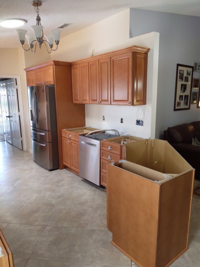 Kitchen Custom Cabinets