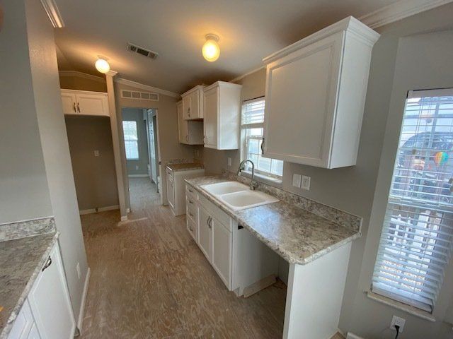 Kitchen Custom Cabinets