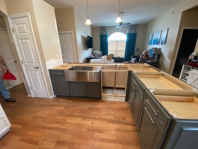 Kitchen Custom Cabinets