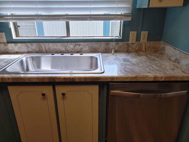 Kitchen Custom Cabinets