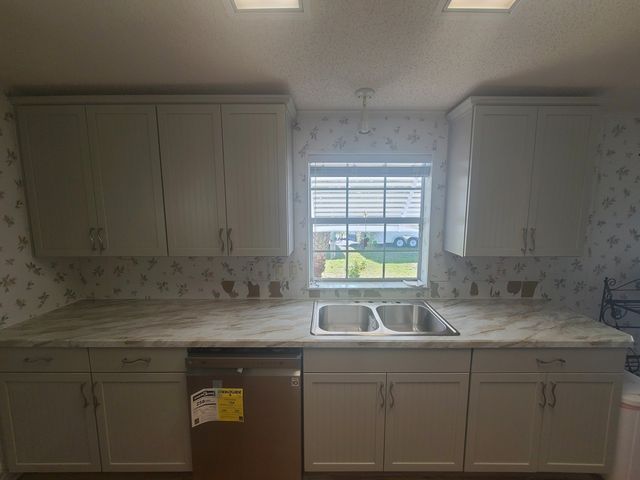 Kitchen Custom Cabinets