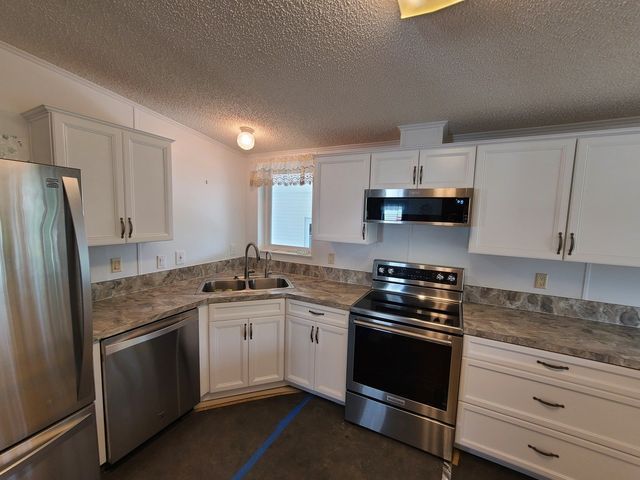 Kitchen Custom Cabinets