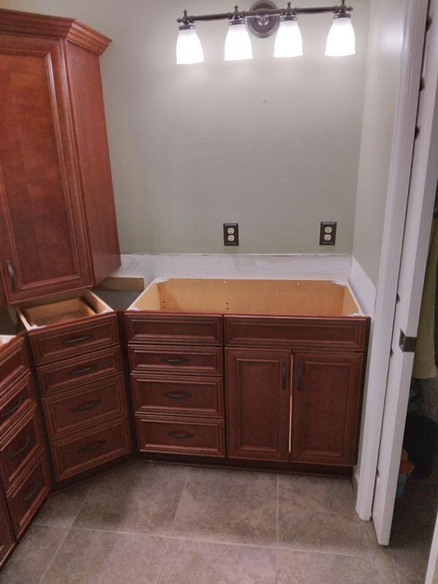 Kitchen Custom Cabinets