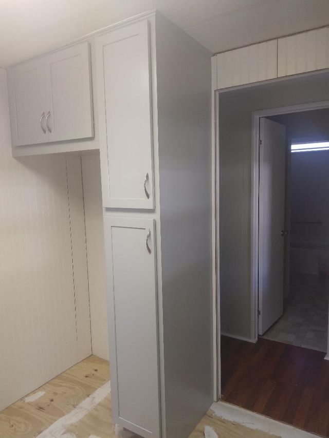 Kitchen Custom Cabinets