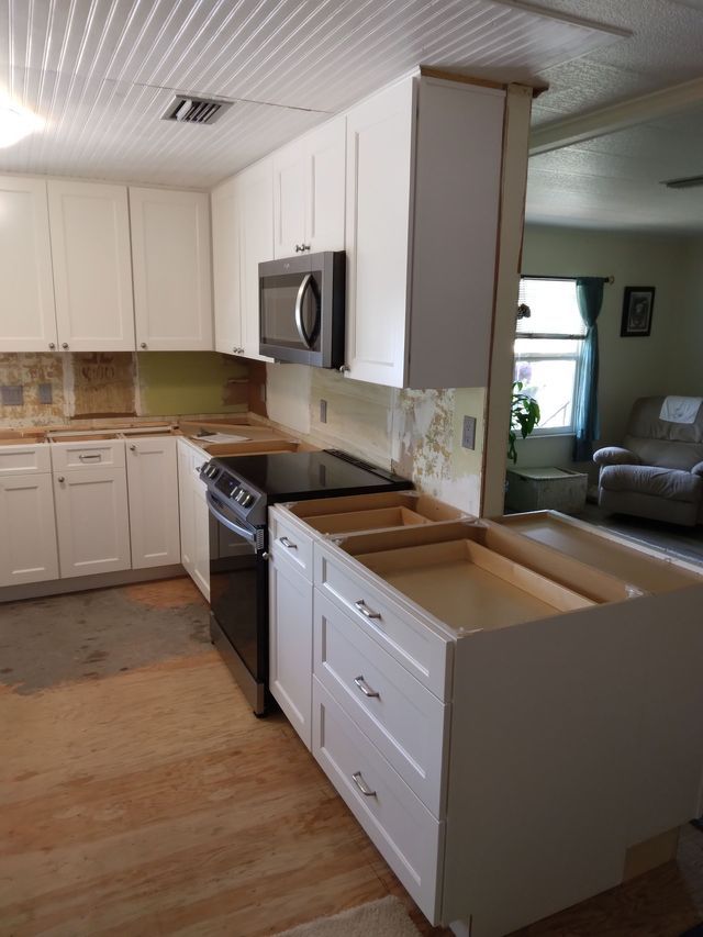 Kitchen Custom Cabinets