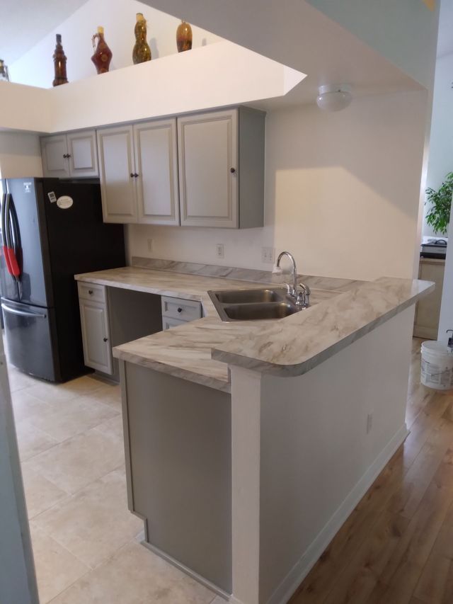 Kitchen Custom Cabinets