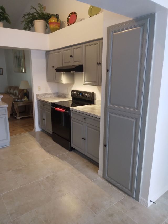 Kitchen Custom Cabinets