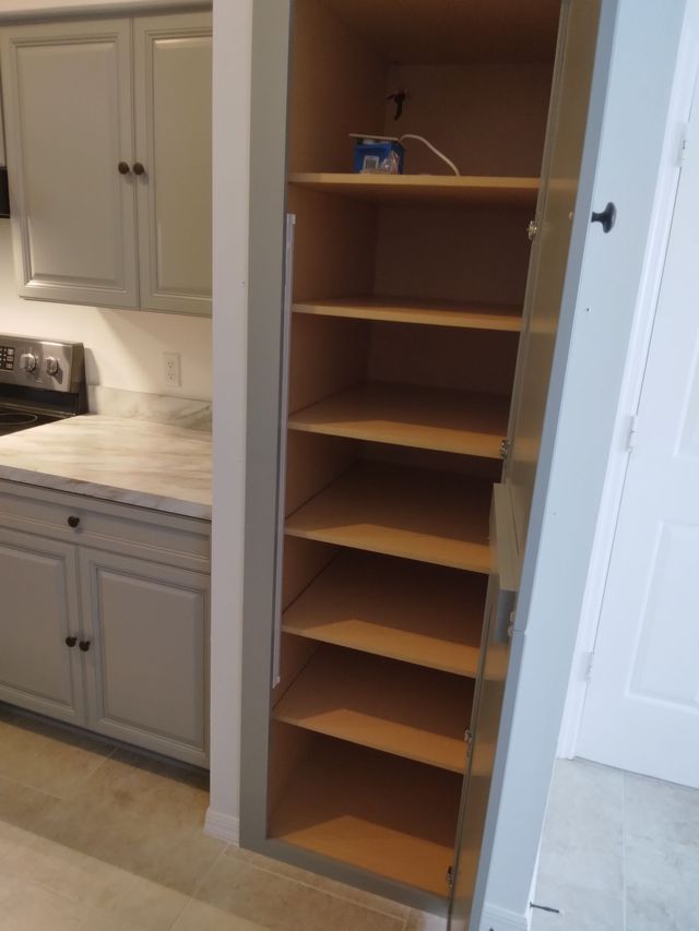 Kitchen Custom Cabinets