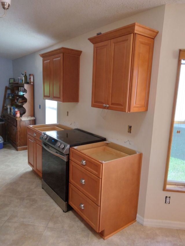 Kitchen Custom Cabinets