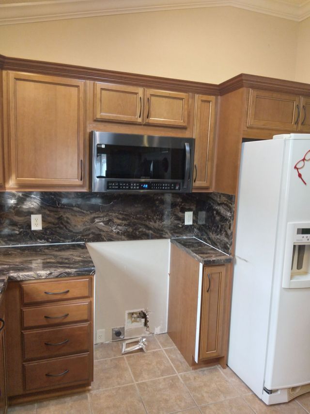 Kitchen Custom Cabinets