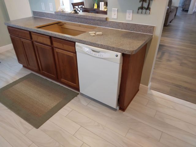 Kitchen Custom Cabinets