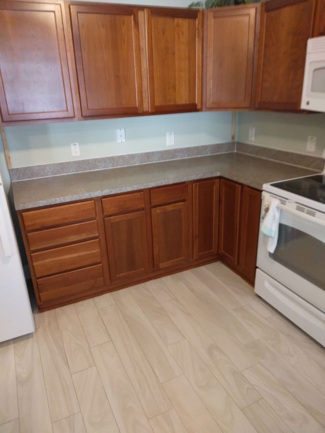 Kitchen Custom Cabinets