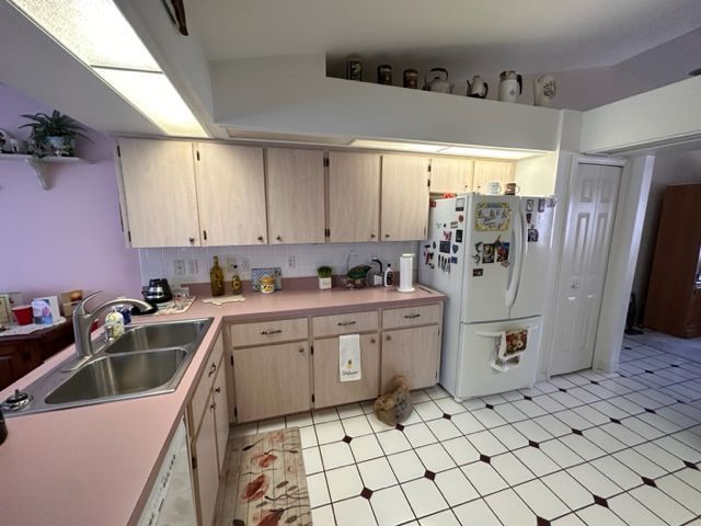 Kitchen Custom Cabinets