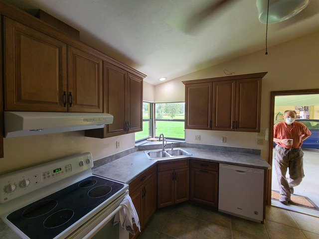 Kitchen Custom Cabinets