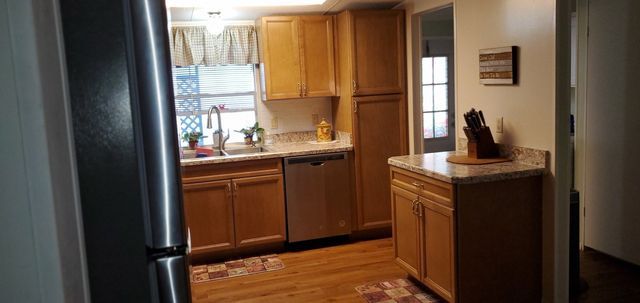 Kitchen Custom Cabinets