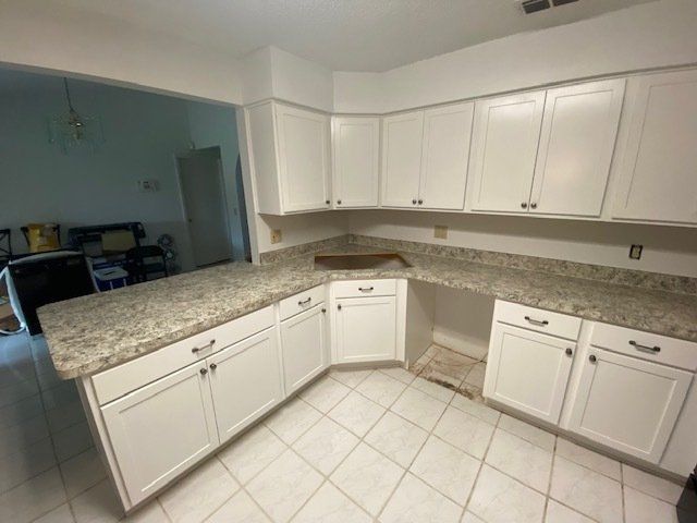 Kitchen Custom Cabinets