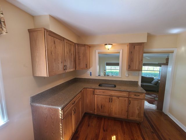 Kitchen Custom Cabinets