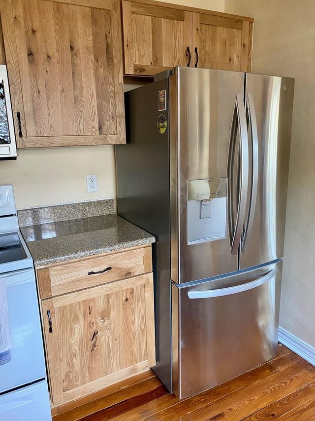 Kitchen Custom Cabinets