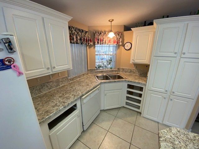 Kitchen Custom Cabinets