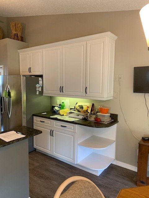 Kitchen Custom Cabinets