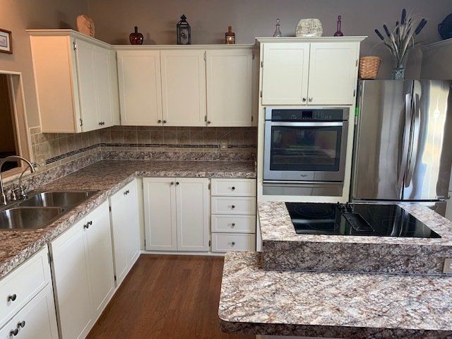 Kitchen Custom Cabinets