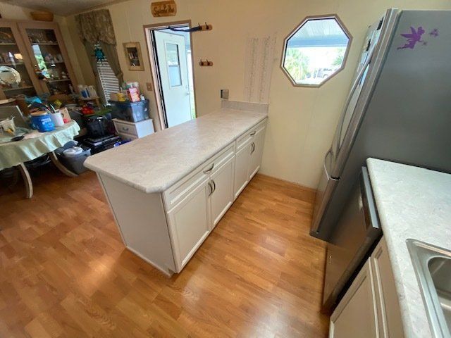 Kitchen Custom Cabinets