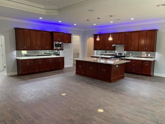 Kitchen Custom Cabinets