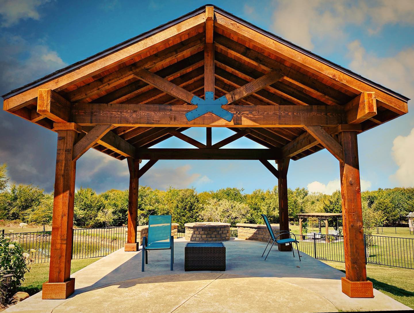 Deck and Pergolas service