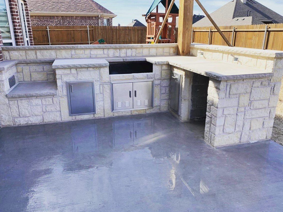 Outdoor kitchen