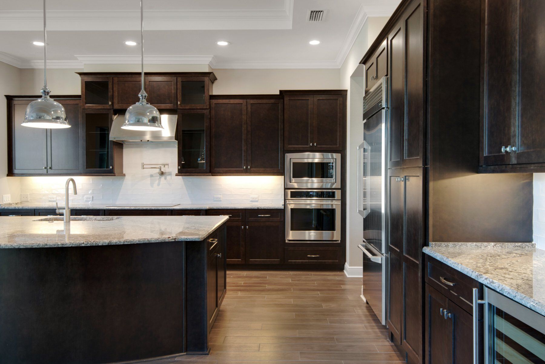 All Wood Pensacola, Fl Pinnacle & Closets