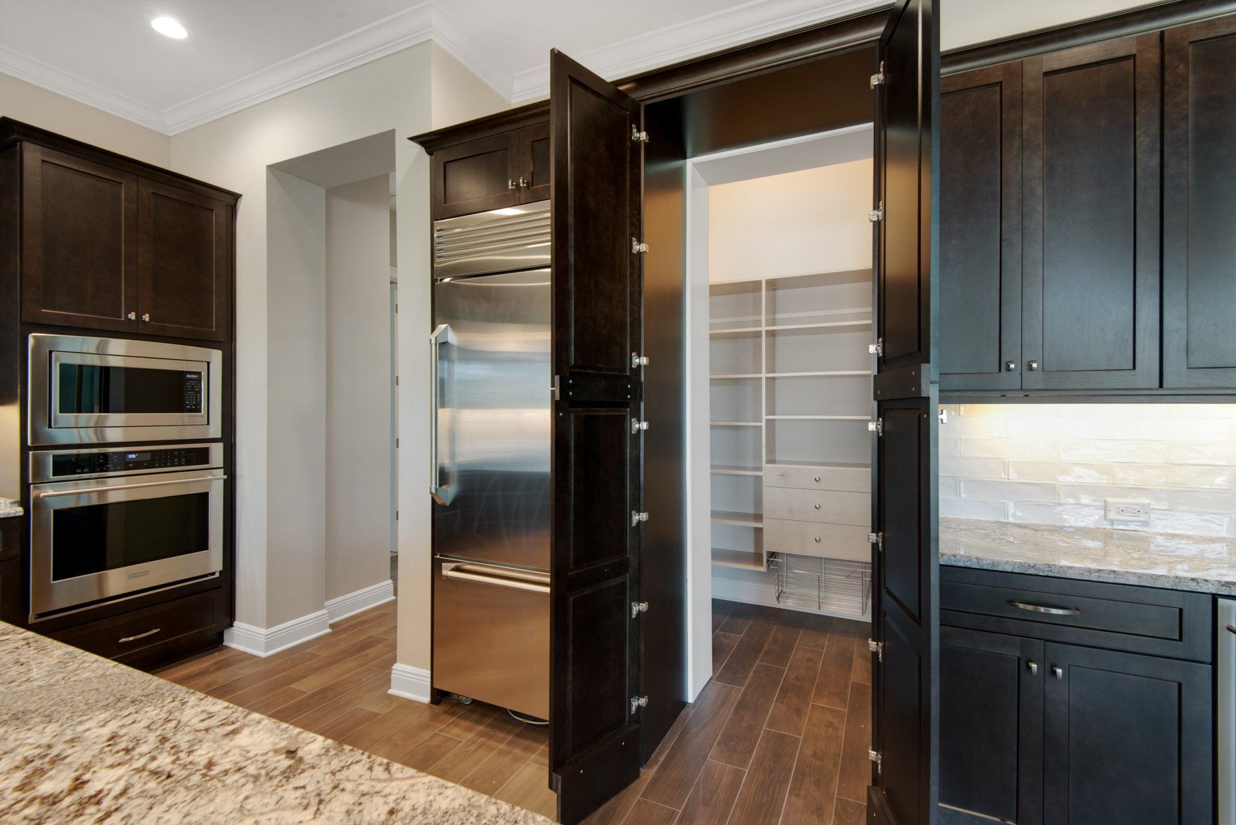 All Wood Pensacola, Fl Pinnacle & Closets