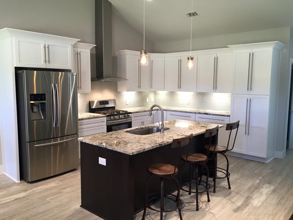 All Wood Pensacola, Fl Pinnacle & Closets