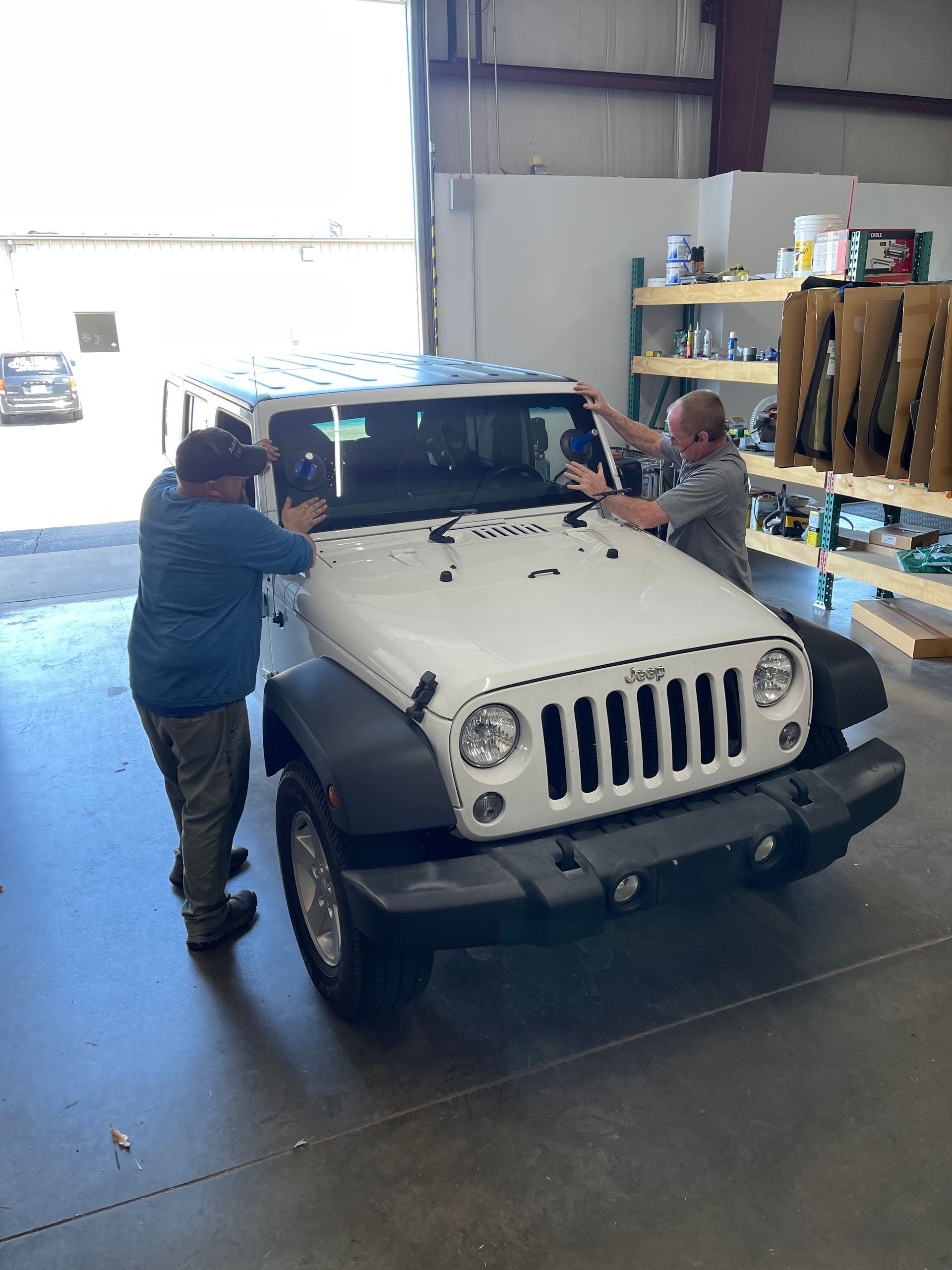 Car windshield replacement