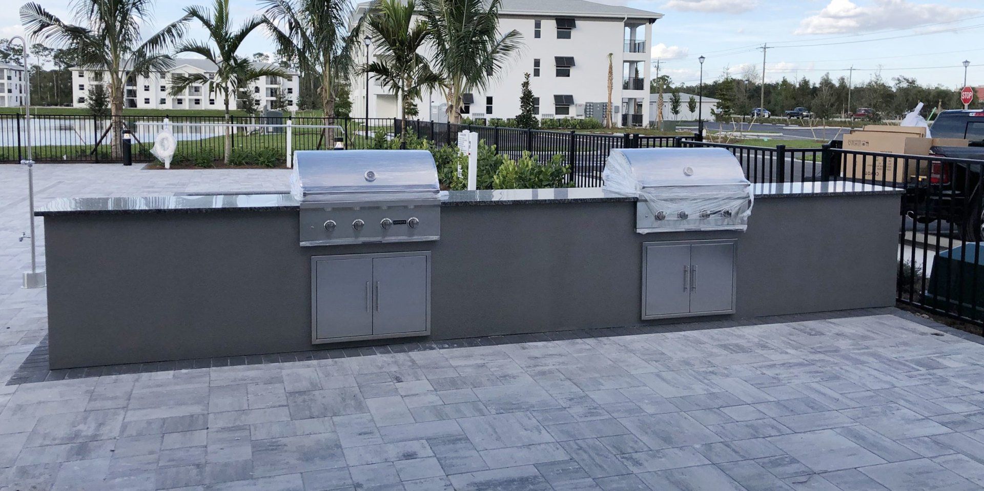 outdoor kitchen
