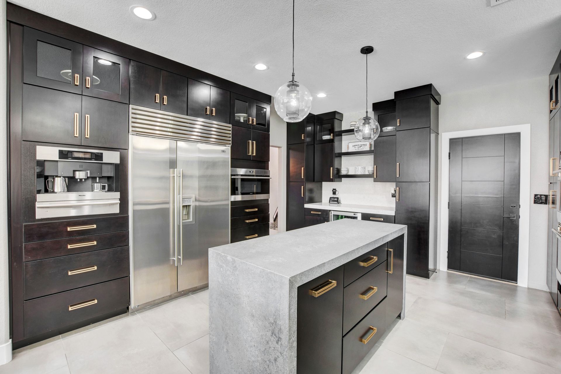 Kitchenland
