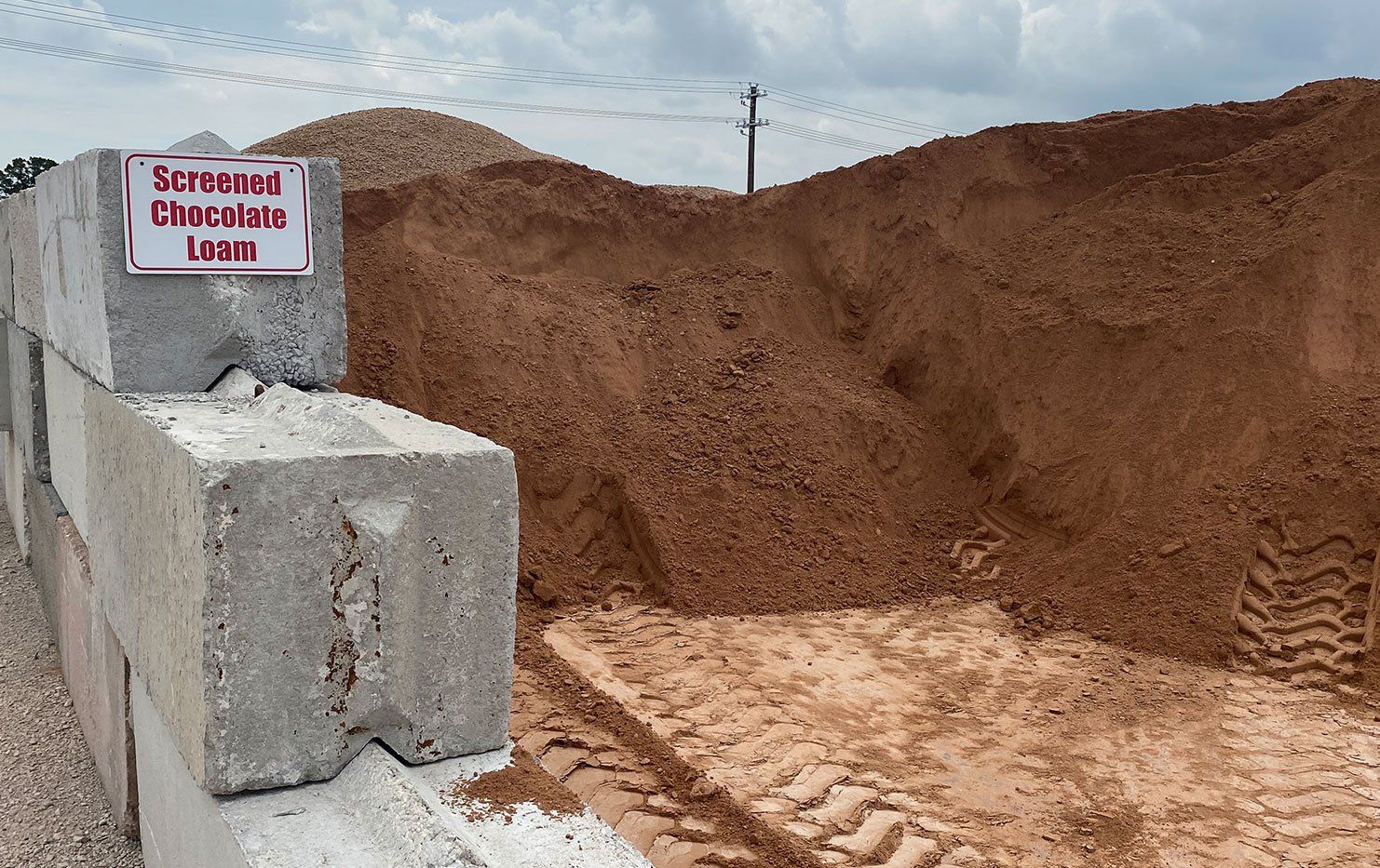 Screened Chocolate Loam