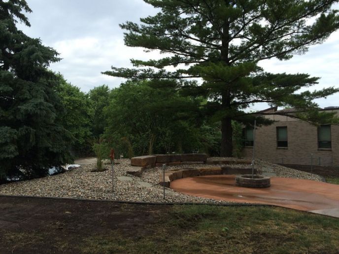 Residential outdoor firepit