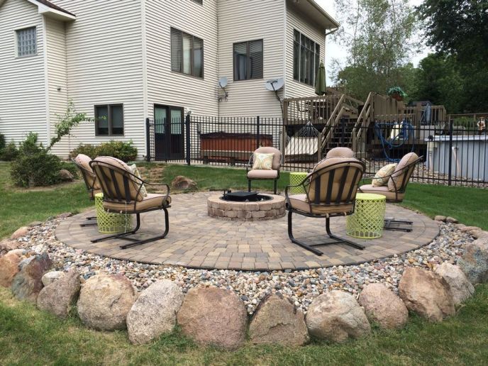 Residential outdoor firepit