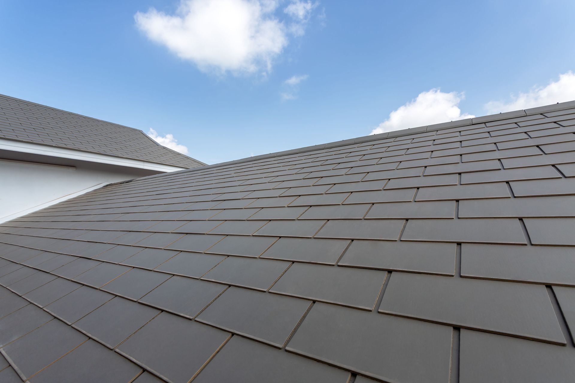 Tesla solar roofs